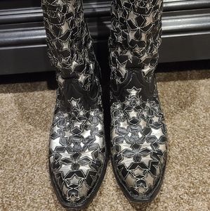 Cowboy boots